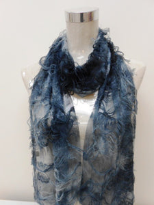 Women's textured black & grey scarf